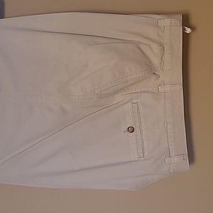 Women's Khaki County Seat Shorts Size 33